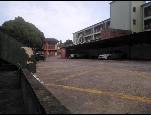 2 BEDROOM APARTMENT FOR SALE IN WHITE RIVER CENTRAL